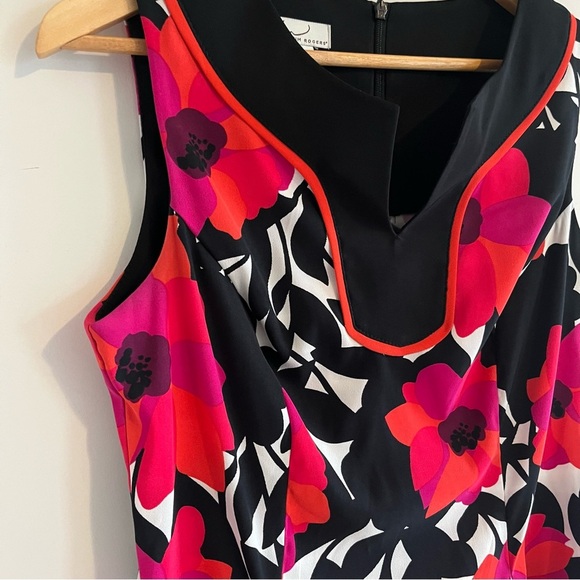 Kim Rogers Women’s Dark Floral Shift Dress size 12 Mod Style with Pockets - Picture 4 of 13